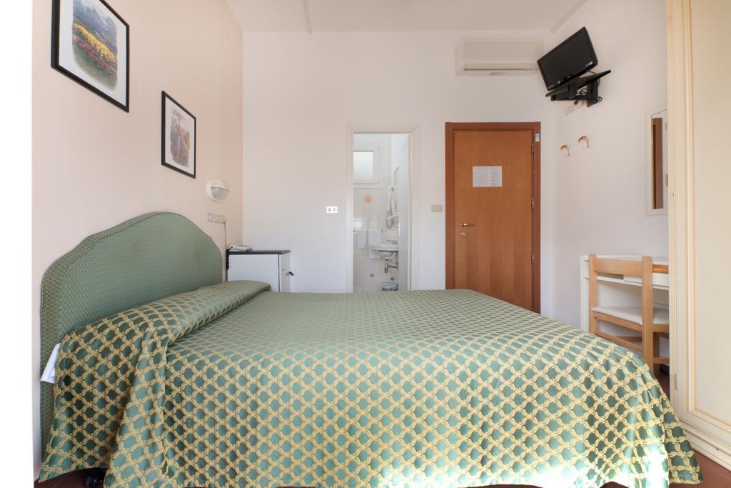 Hotel Belsoggiorno Католика Екстериор снимка