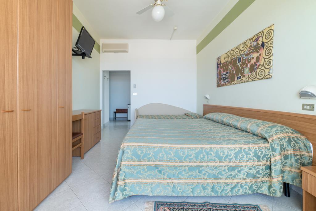 Hotel Belsoggiorno Католика Екстериор снимка